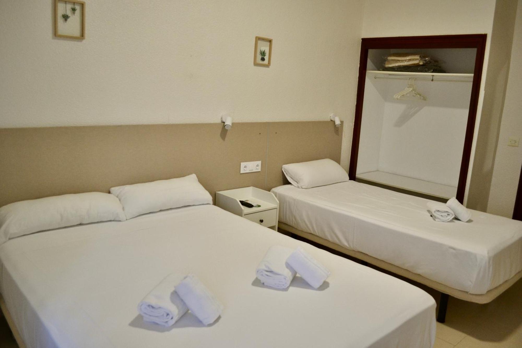 Hotel Bennington La Mariña Esterno foto